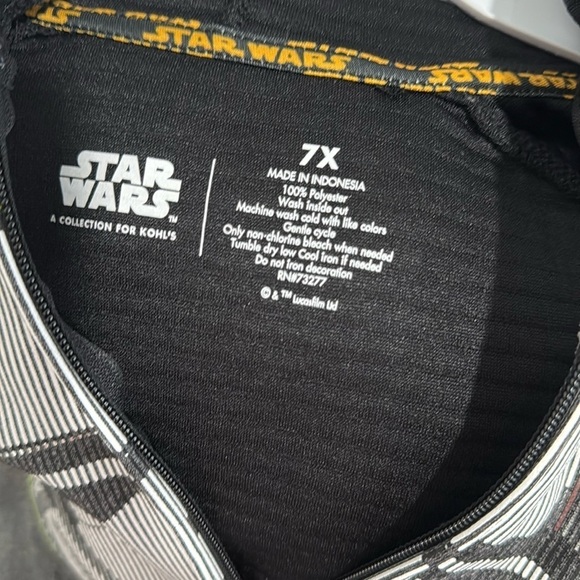 Boys Star Wars zip up hoodie - Picture 4 of 4